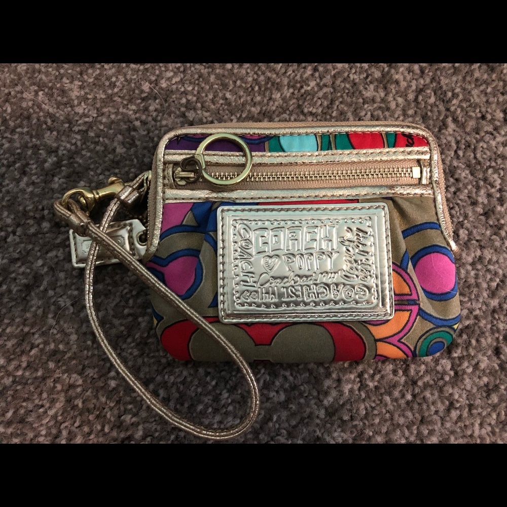 Small Coach Poppy Wristlet